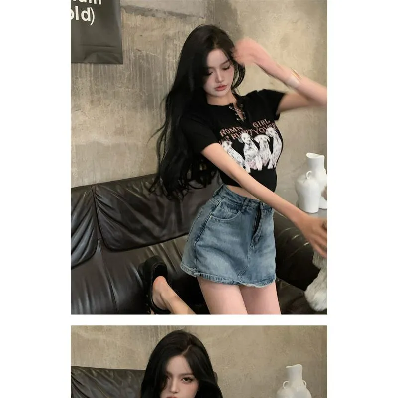 Irregular Print Black Cartoon Cropped Spicy Girl Short Sleeve Tee