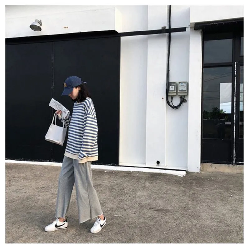 Stripe Fish Scales Round Neck Loose Fit Thin Long Sleeve Tee