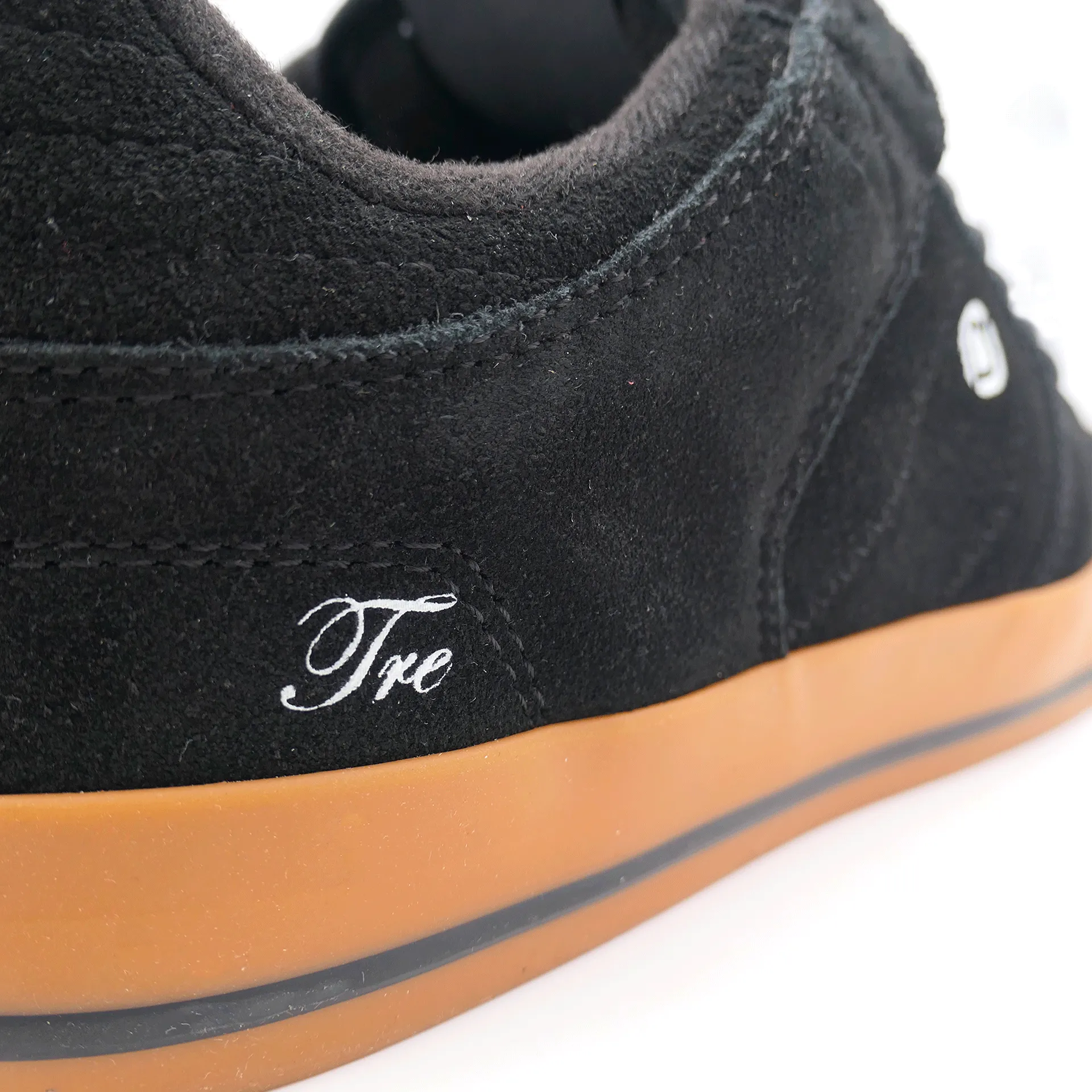 TRE-BLACK/GUM